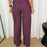 CONJUNTO TOP E CALÇAS BORDADO INGLÊS BERINGELA