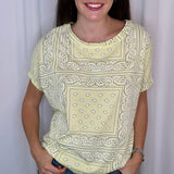 T-SHIRT AMARELO BANDANAS