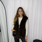 COLETE PELO CAPUZ CASTANHO