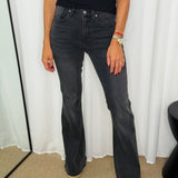 JEANS BOCA DE SINO CINZA