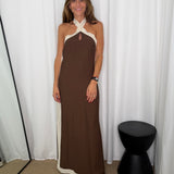VESTIDO HALTER CASTANHO