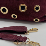 CARTEIRA EM PELE BORDEAUX COM ELOS