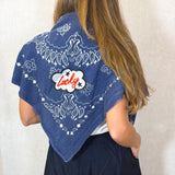 ECHARPE AZUL BANDANAS COM BORDADOS